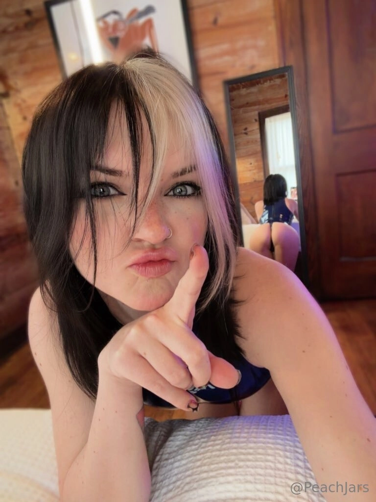 PeachJars Nude nude babe gallery